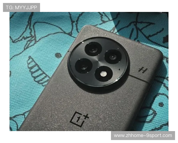 一加13游戏体验评测：镜头设计凸出手感不适，长时间使用易感到不适